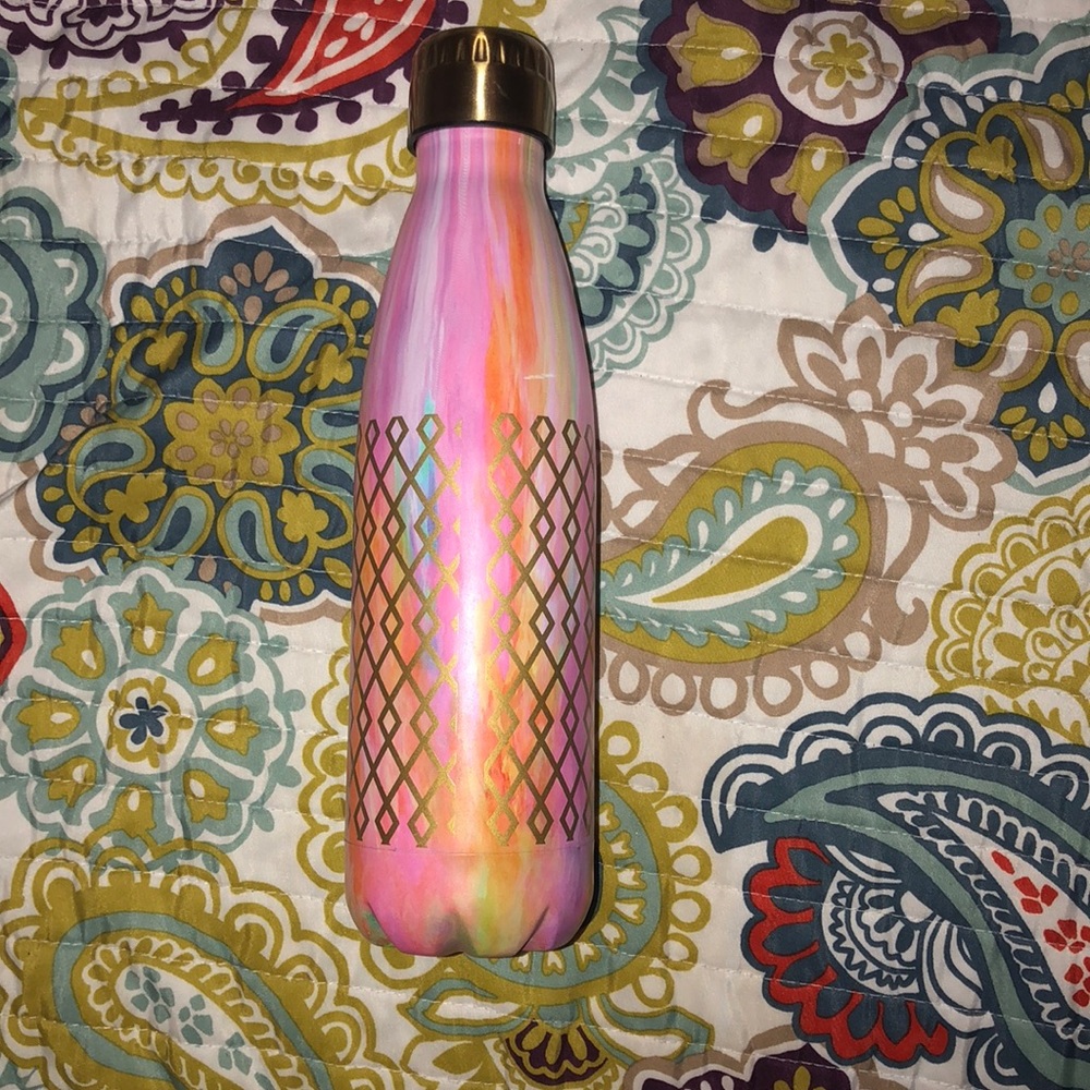 Water bottle